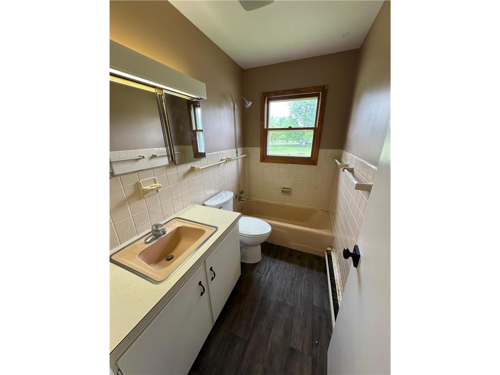 824 Irving Avenue SW Wadena MN 56482 7084805 image12