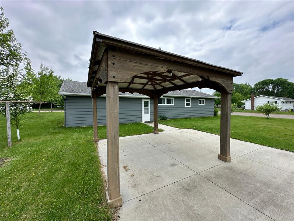 824 Irving Avenue SW Wadena MN 56482 7084805 image31