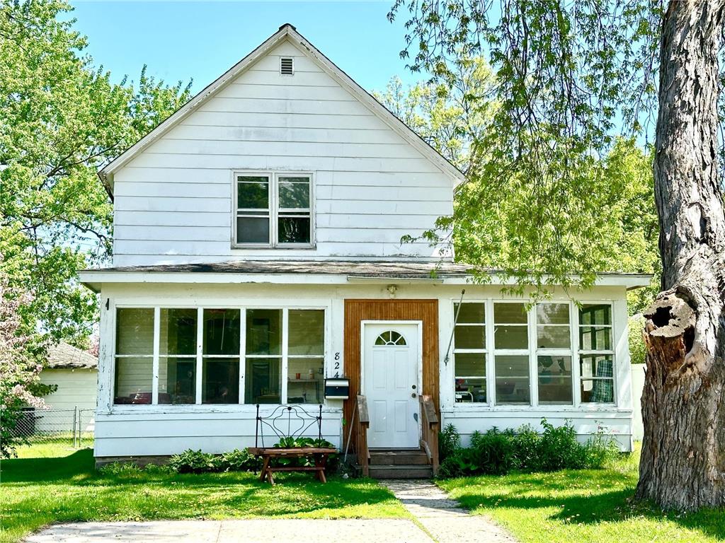 824 NW 2nd Avenue Grand Rapids MN 55744 6542672 image1