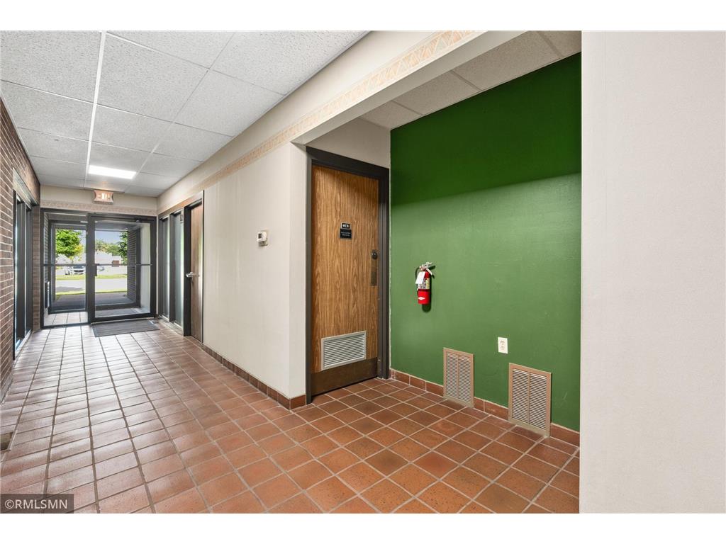 824 S Hastings Way Eau Claire WI 54701 6742152 image26