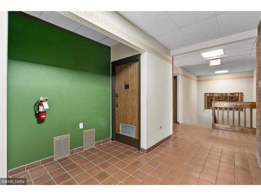 824 S Hastings Way Eau Claire WI 54701 6742152 image27