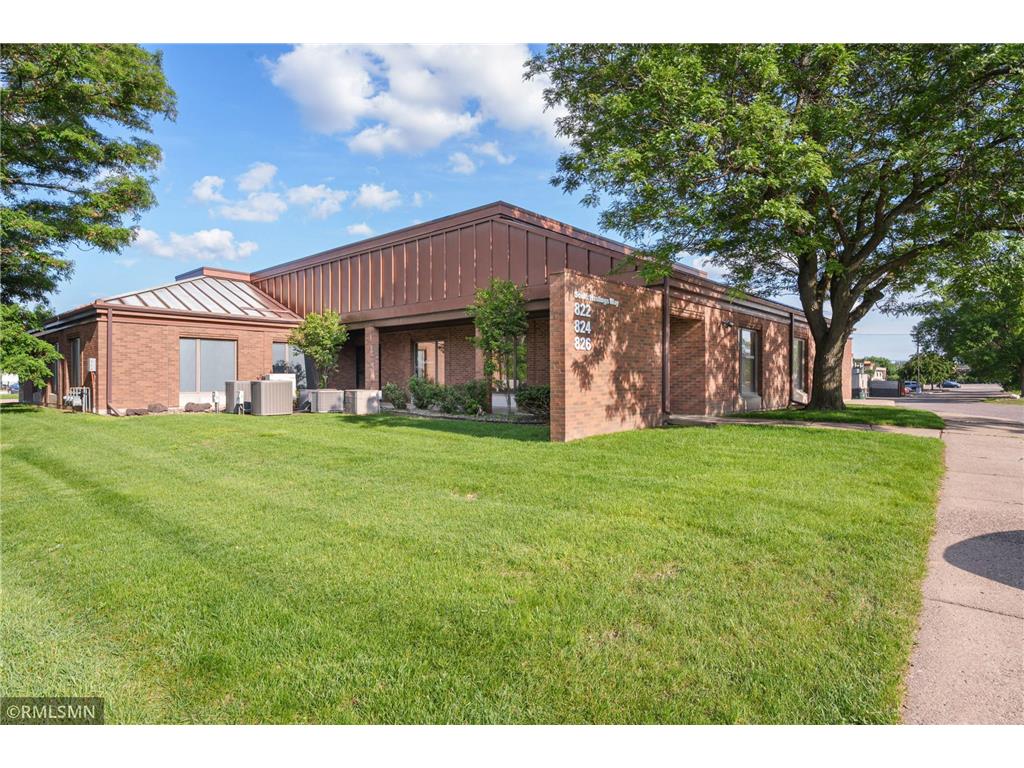 824 S Hastings Way Eau Claire WI 54701 6742152 image30