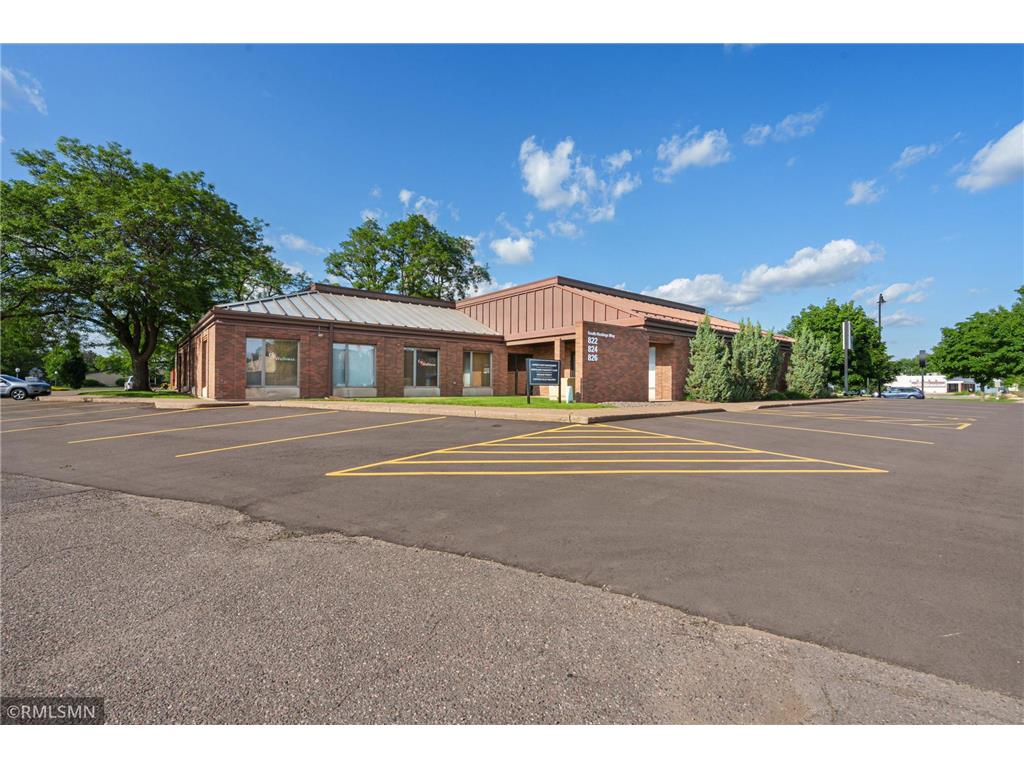 824 S Hastings Way Eau Claire WI 54701 6742152 image31