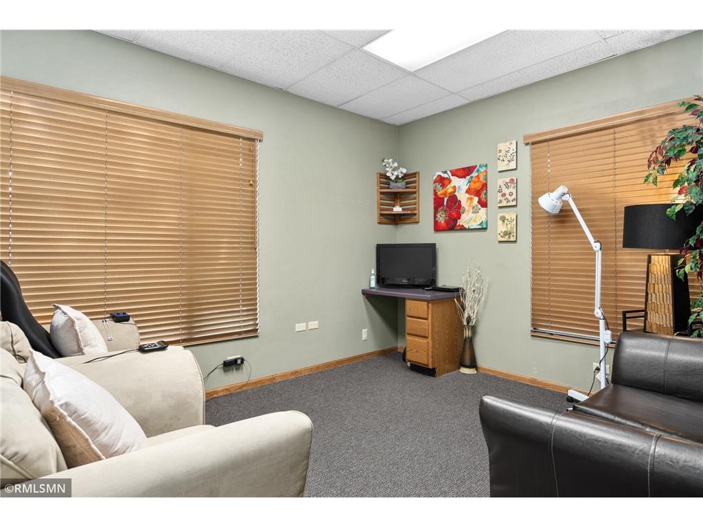 824 S Hastings Way Eau Claire WI 54701 6742152 image9