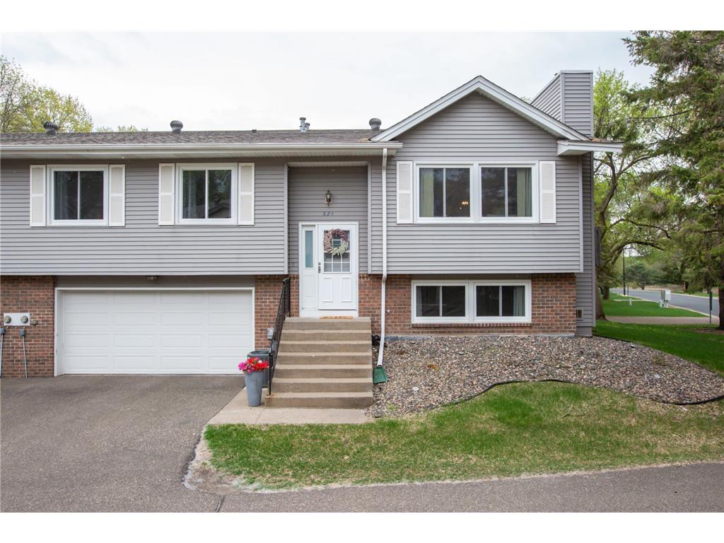 824 Sherwood Road, Shoreview, MN, 55126 MLS 6371472 Edina Realty