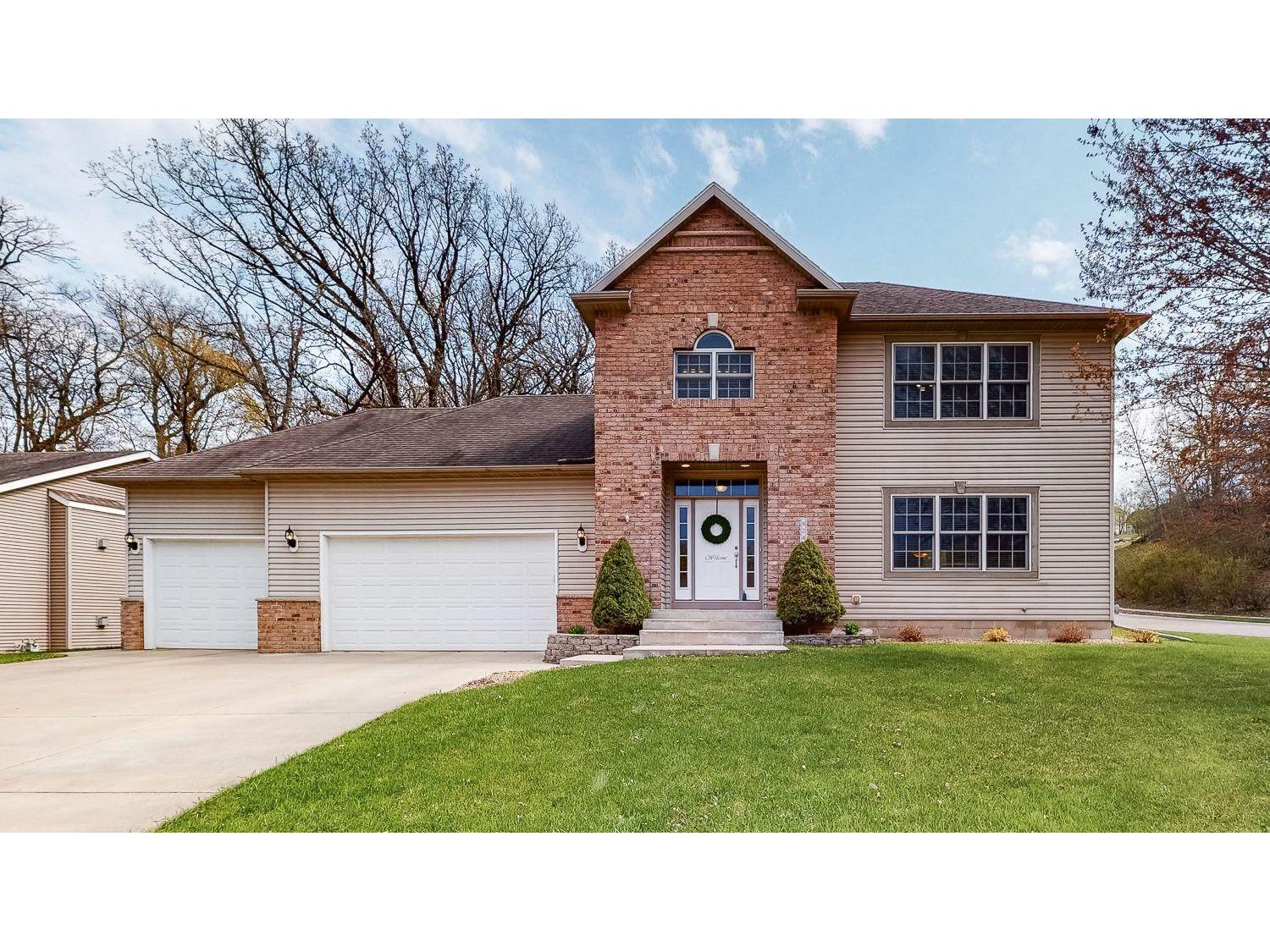 824 Southern Woods Place SW, Rochester, MN 55902 MLS 5746562 Edina