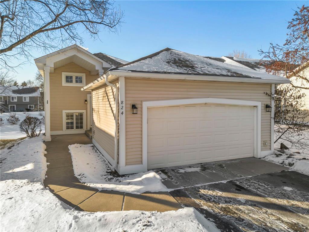 824 Winterberry Drive Woodbury MN 55125 6822765 image1