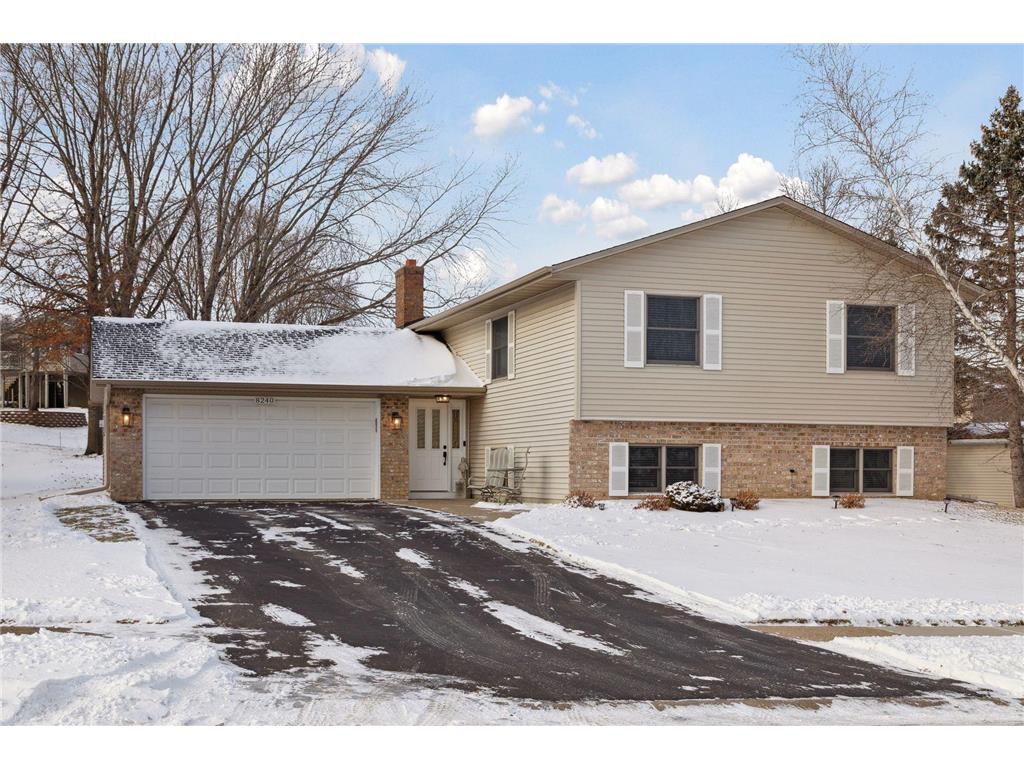 8240 159th Street W Apple Valley MN 55124 6478445 image1