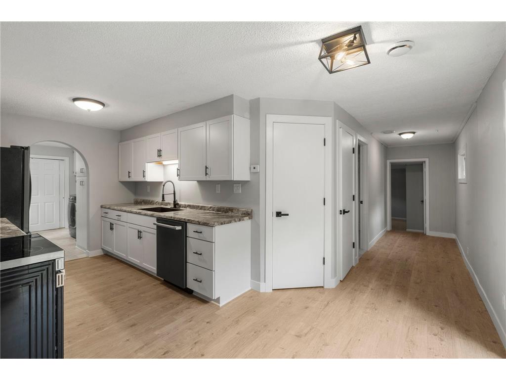 8241 Eastwood Road Moundsview MN 55112 7015322 image10