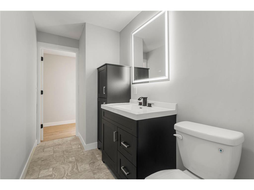 8241 Eastwood Road Moundsview MN 55112 7015322 image11