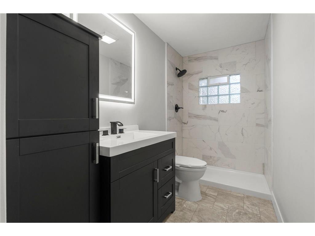 8241 Eastwood Road Moundsview MN 55112 7015322 image12
