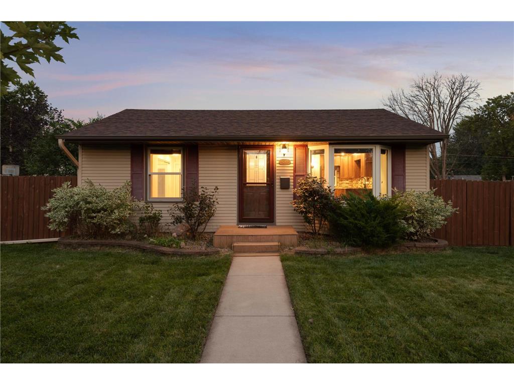 8243 2nd Avenue S Bloomington MN 55420 6588562 image1