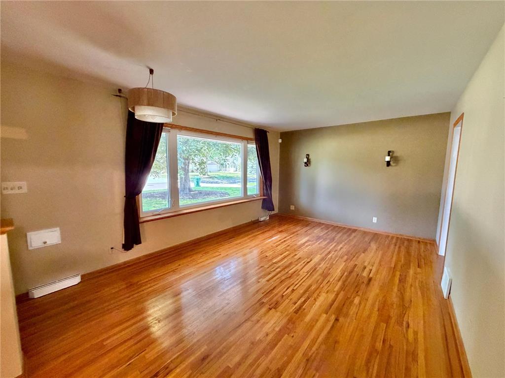 8243 Thomas Avenue S Bloomington MN 55431 7084242 image11