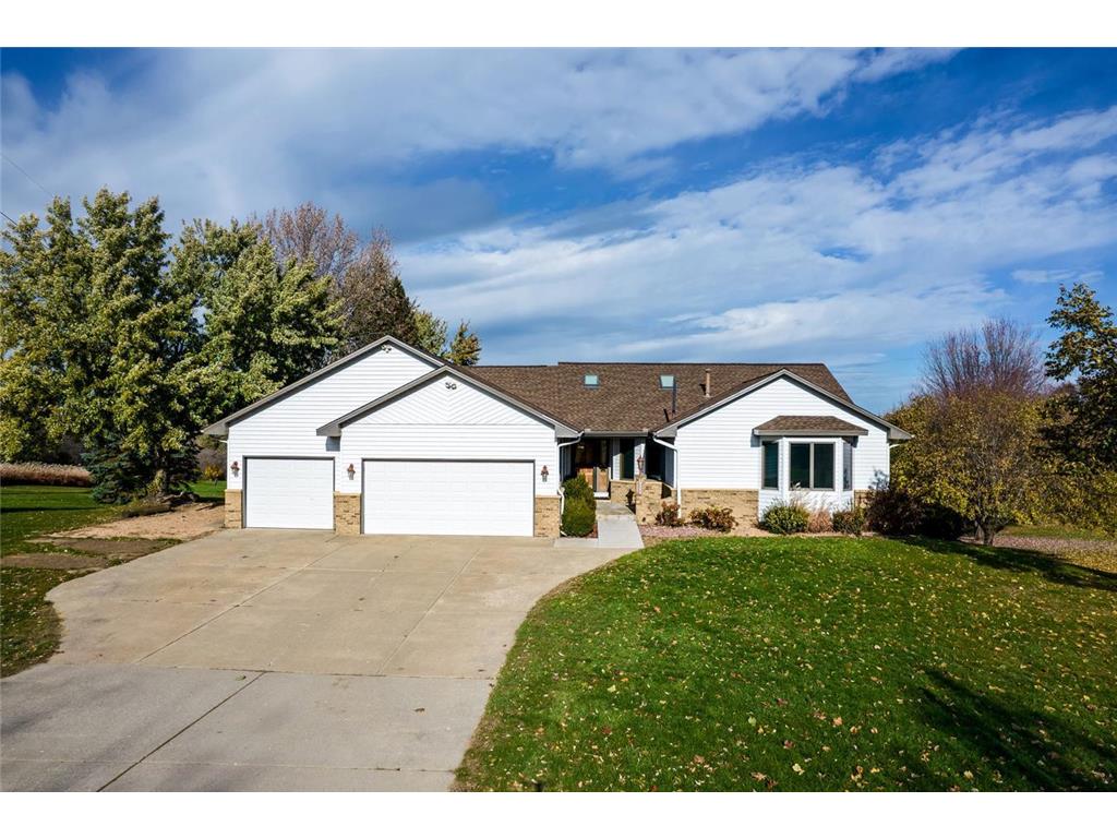 8244 27th Street N, Lake Elmo, MN, 55042 MLS 6454824 Edina Realty