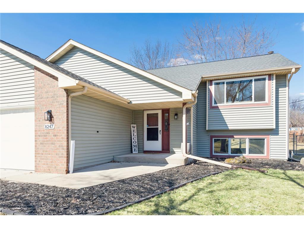 8247 Peony Lane N Maple Grove MN 55311 7049271 image2