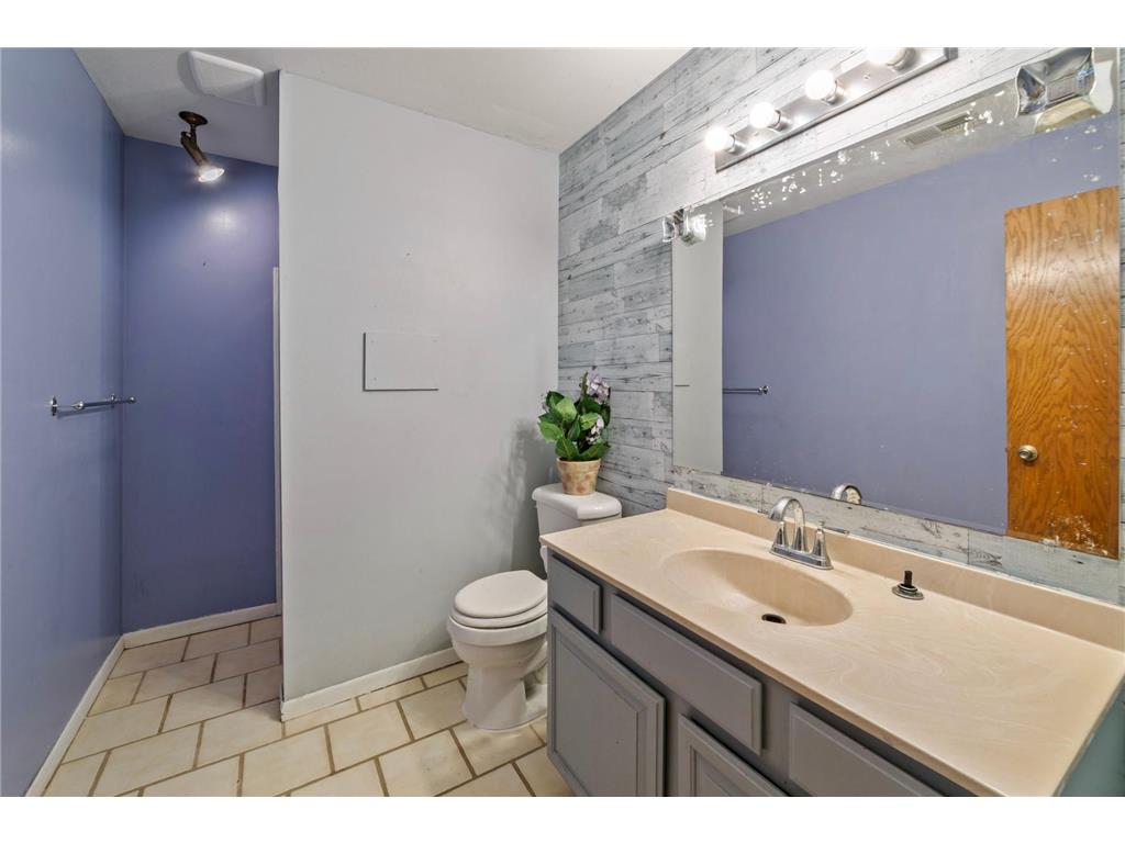 8249 Irving Avenue N Brooklyn Park MN 55444 7040597 image13