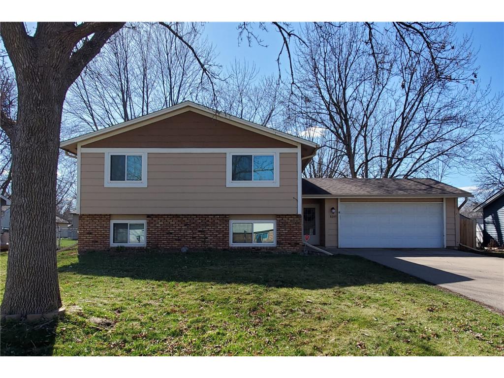 8249 Logan Avenue N Brooklyn Park MN 55444 6501538 image1