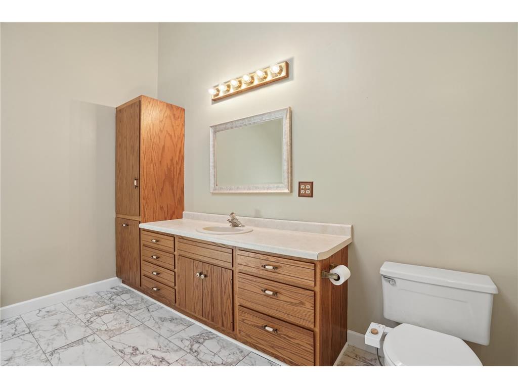 825 14th Street E Glencoe MN 55336 7059914 image29