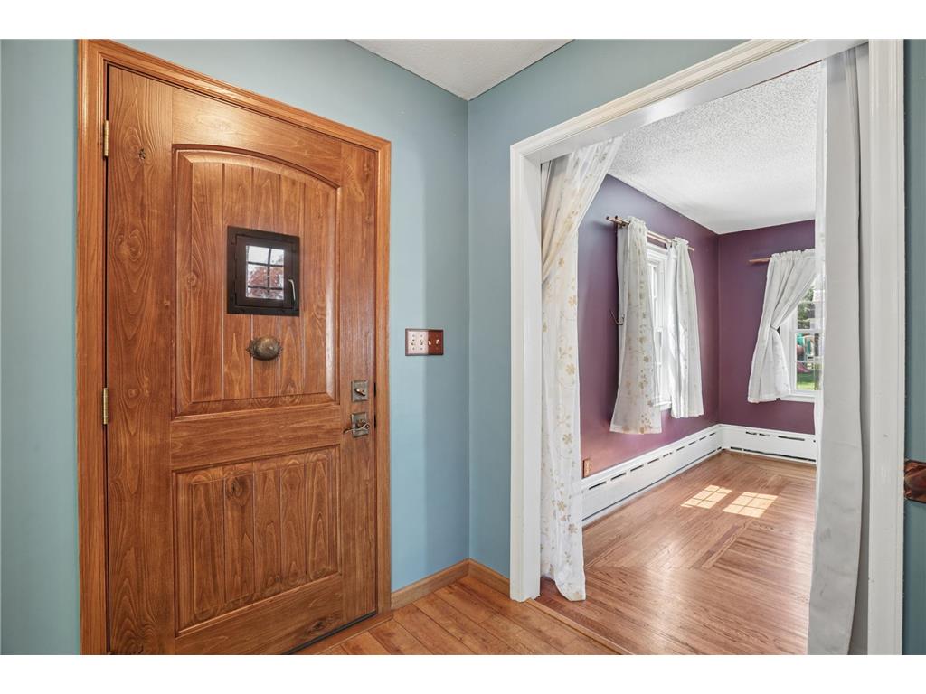 825 14th Street E Glencoe MN 55336 7059914 image3