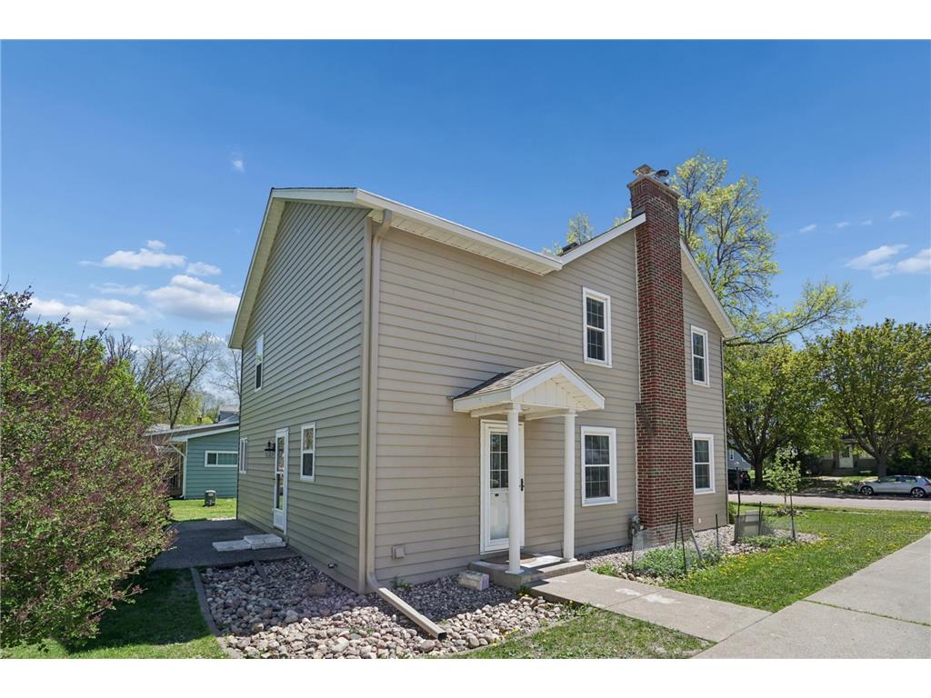 825 14th Street E Glencoe MN 55336 7059914 image41