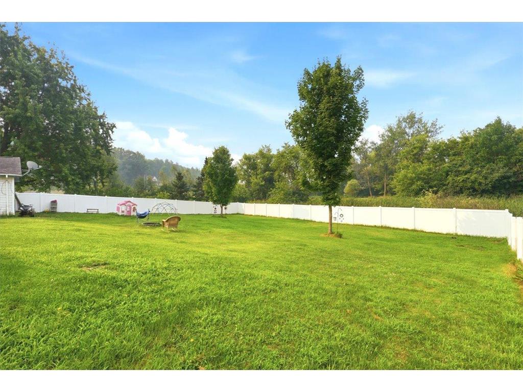 825 1st Avenue Cumberland WI 54829 7110935 image21