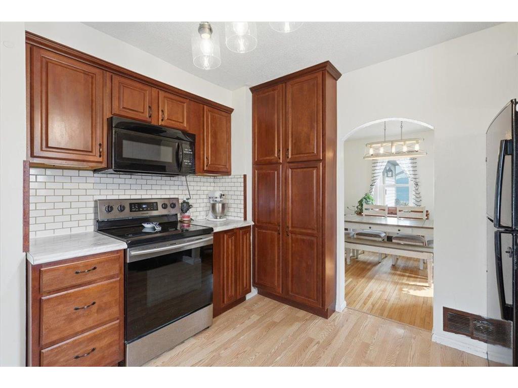 825 1st Avenue Cumberland WI 54829 7110935 image9