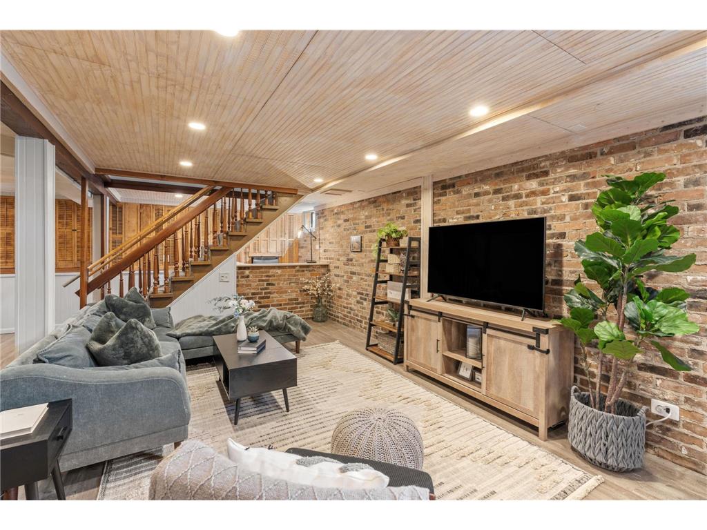 825 5th Avenue SW Faribault MN 55021 7071780 image40