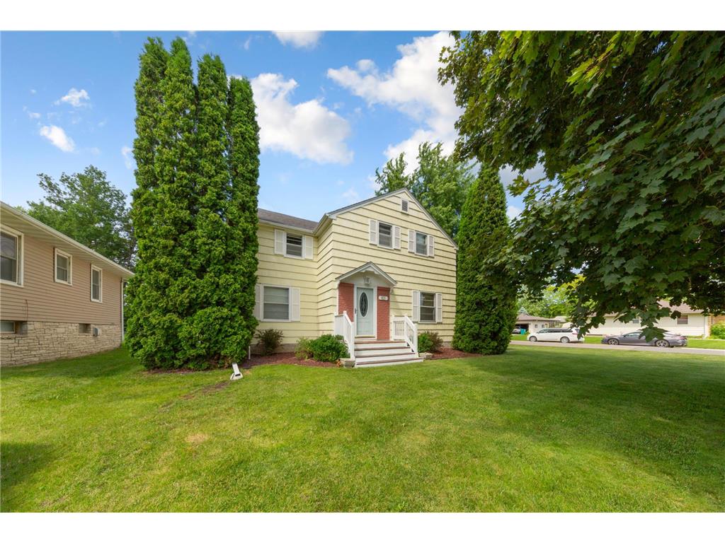 825 8th Avenue NE Waseca MN 56093 7094844 image1