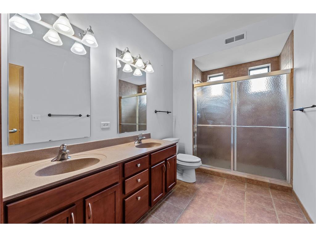 825 Berry Street #103 Saint Paul MN 55114 7064221 image27