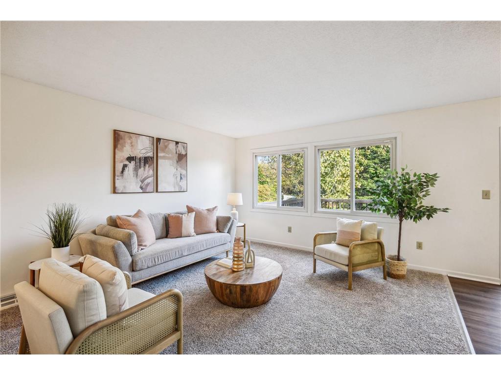 825 Clover Leaf Parkway NE Blaine MN 55434 6615688 image1