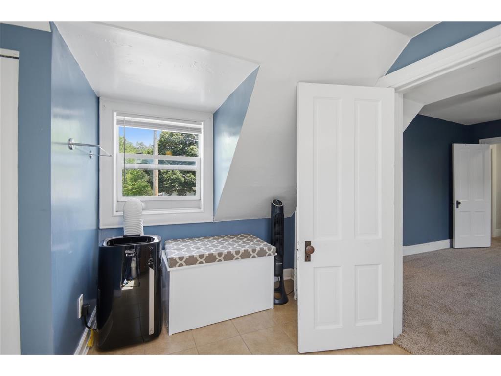 825 E Center Street Rochester MN 55904 7087161 image27