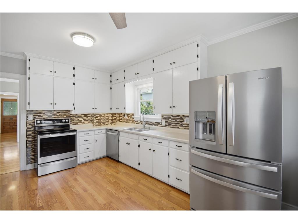 825 E Center Street Rochester MN 55904 7087161 image4
