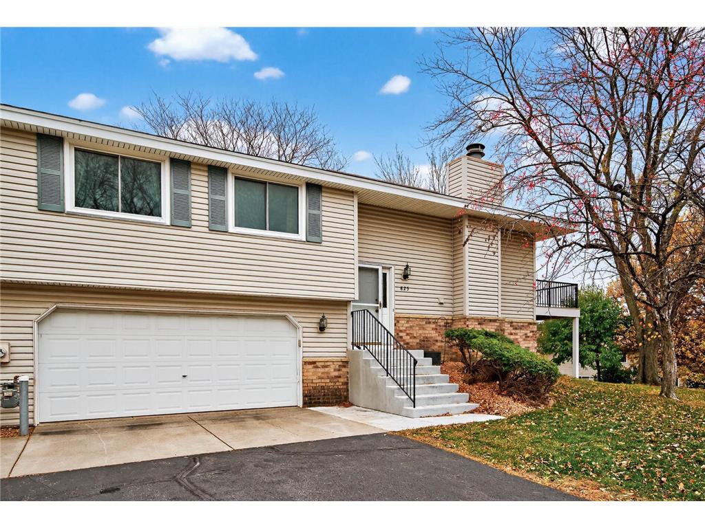 825 Evergreen Circle Burnsville MN 55337 6814116 image1