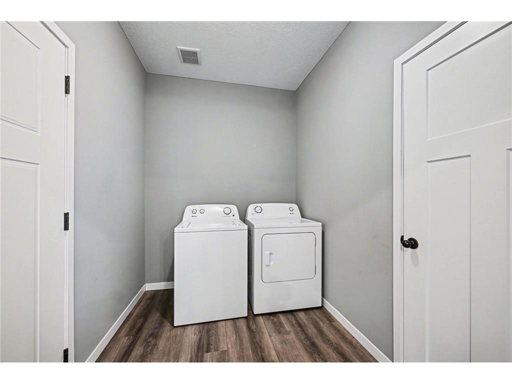 825 Golden Way NW Isanti MN 55040 7015916 image8