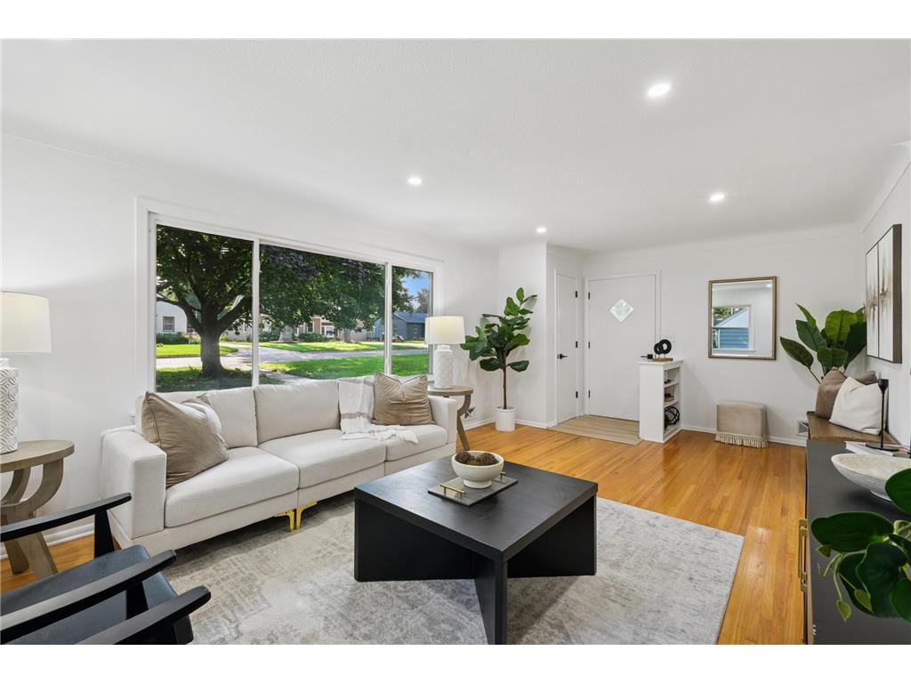 825 Holley Avenue Saint Paul Park MN 55071 6726711 image1