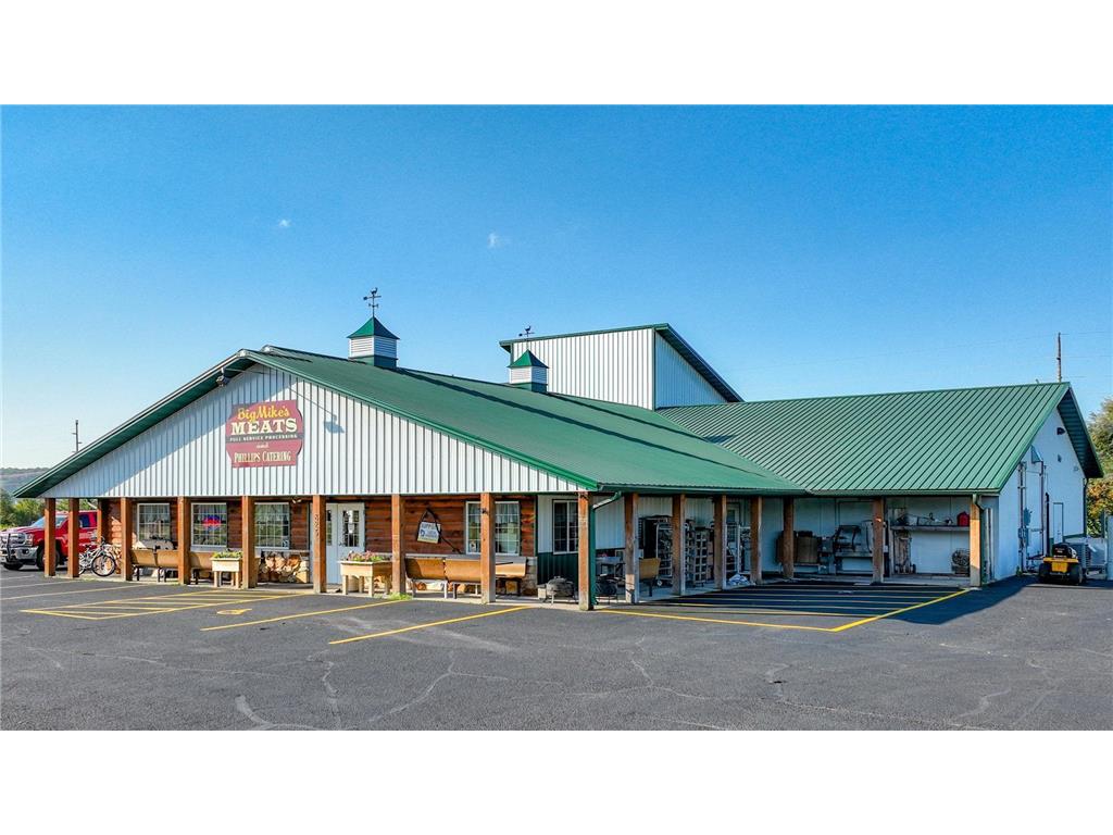 825 Industrial Drive Augusta WI 54722 6422213 image1