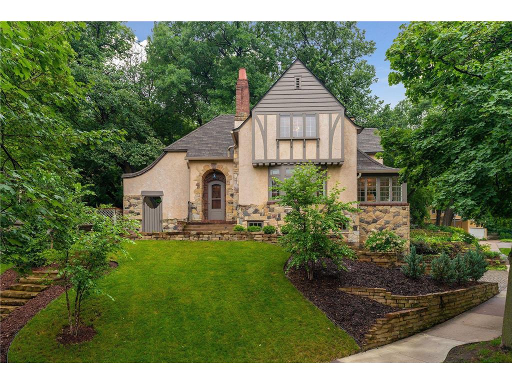 825 Kenwood Parkway, Minneapolis, MN, 55403 MLS 6242762 Edina Realty