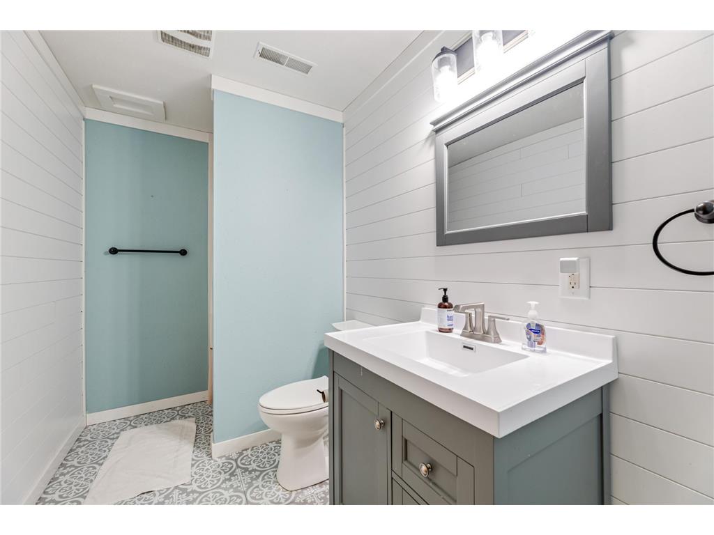 8250 6th Street Goodview MN 55959 7007518 image22