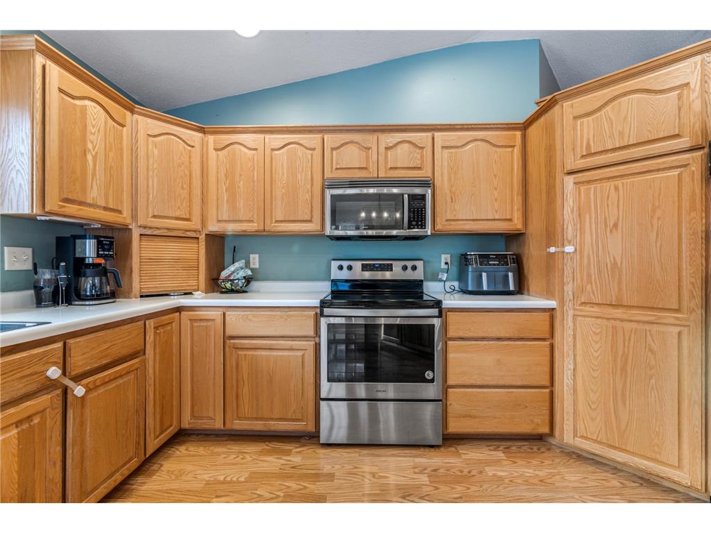 8250 6th Street Goodview MN 55959 7007518 image8