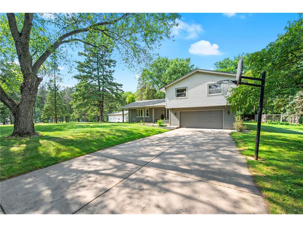 8254 38th Street N Lake Elmo MN 55042 7062973 image1