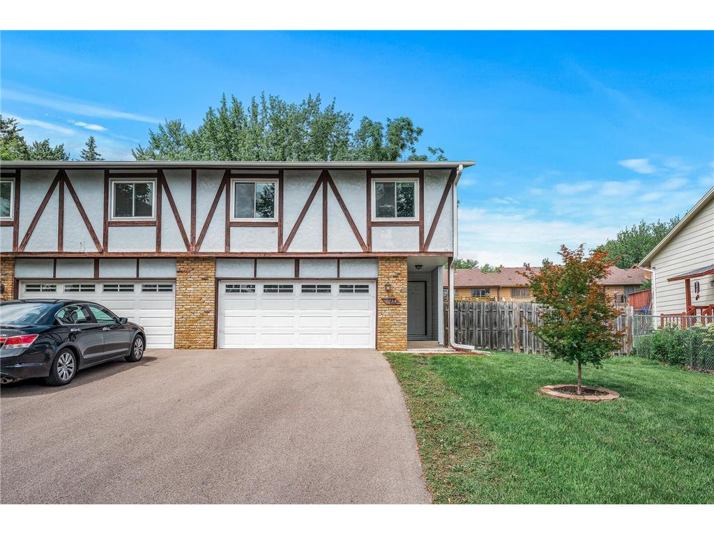 8254 Cypress Lane Eden Prairie MN 55347 6738199 image1