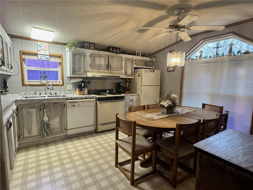 8256 Arrow Drive SW, Motley, MN, 56466 MLS 6494532 Edina Realty