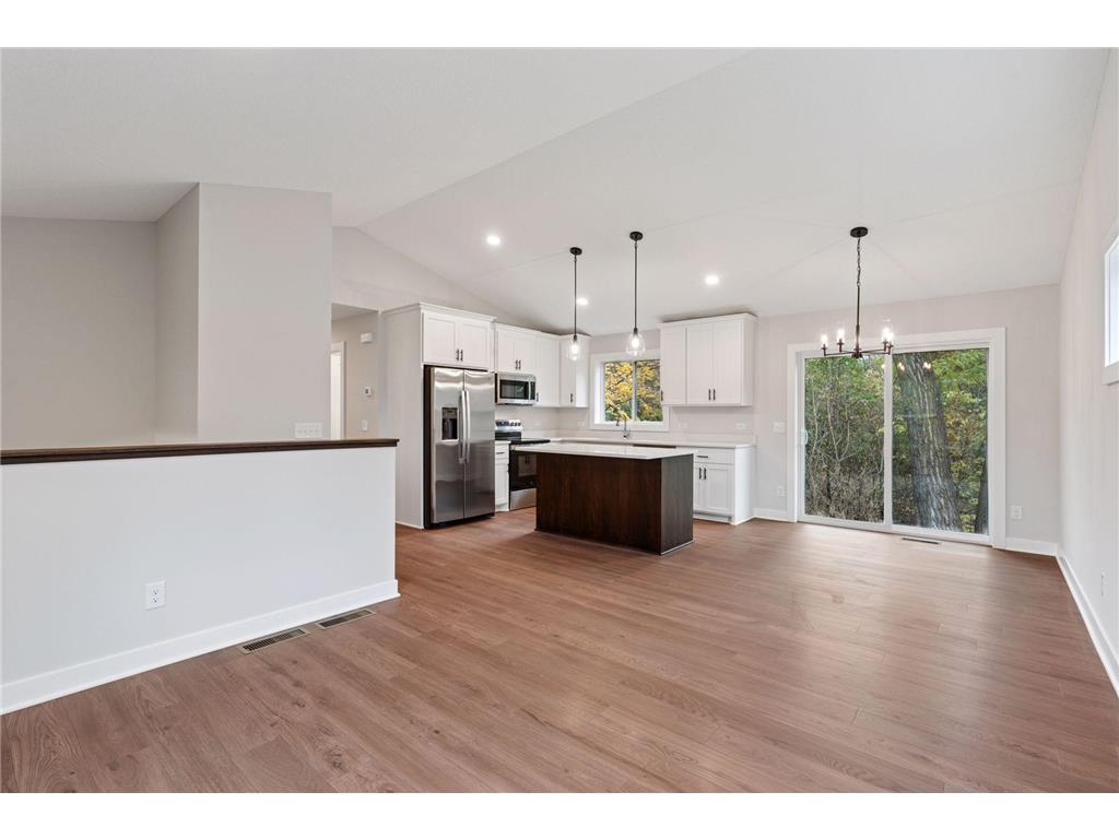 826 104th Avenue NW Coon Rapids MN 55433 6825503 image10