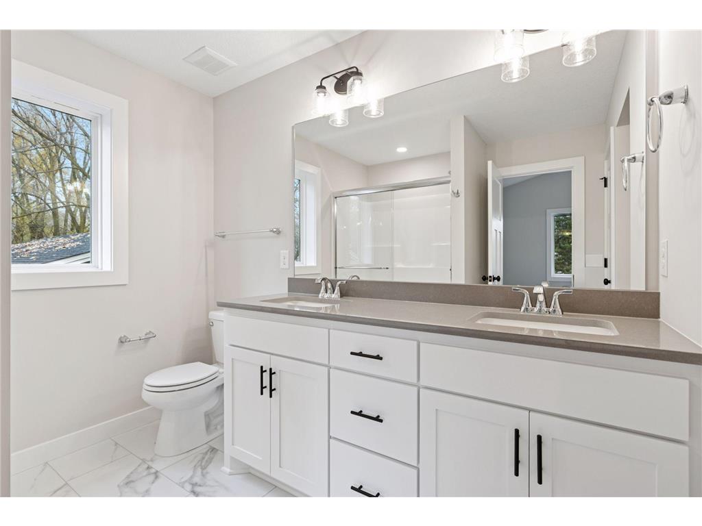 826 104th Avenue NW Coon Rapids MN 55433 6825503 image20