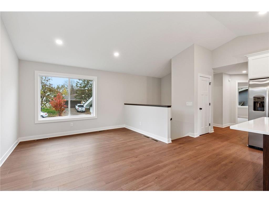 826 104th Avenue NW Coon Rapids MN 55433 6825503 image7