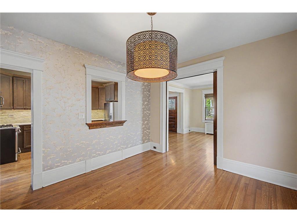 826 Ashland Avenue Saint Paul MN 55104 7068932 image12