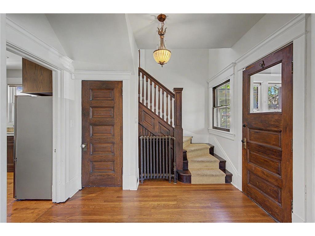 826 Ashland Avenue Saint Paul MN 55104 7068932 image21