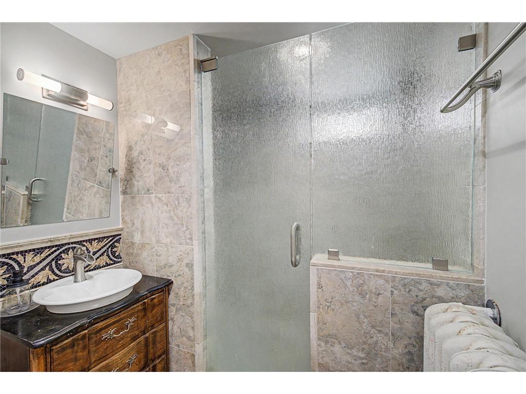 826 Ashland Avenue Saint Paul MN 55104 7068932 image29