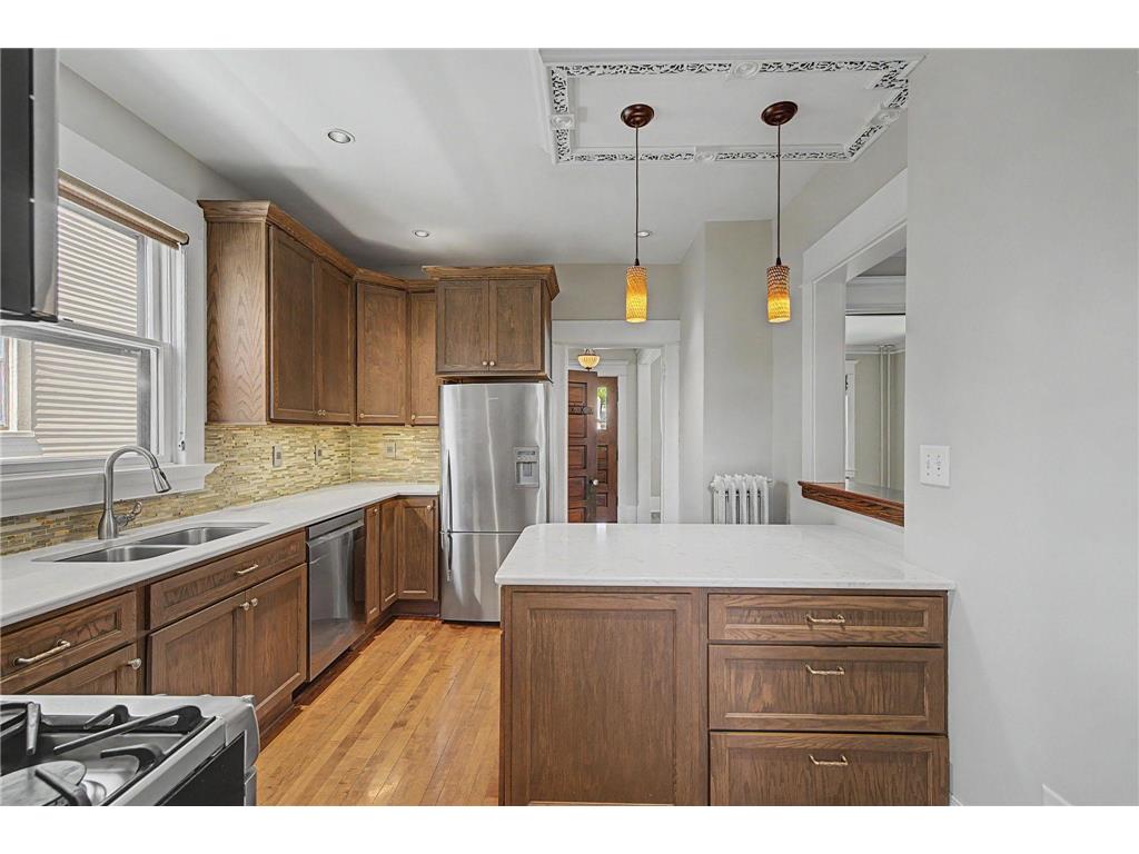 826 Ashland Avenue Saint Paul MN 55104 7068932 image4