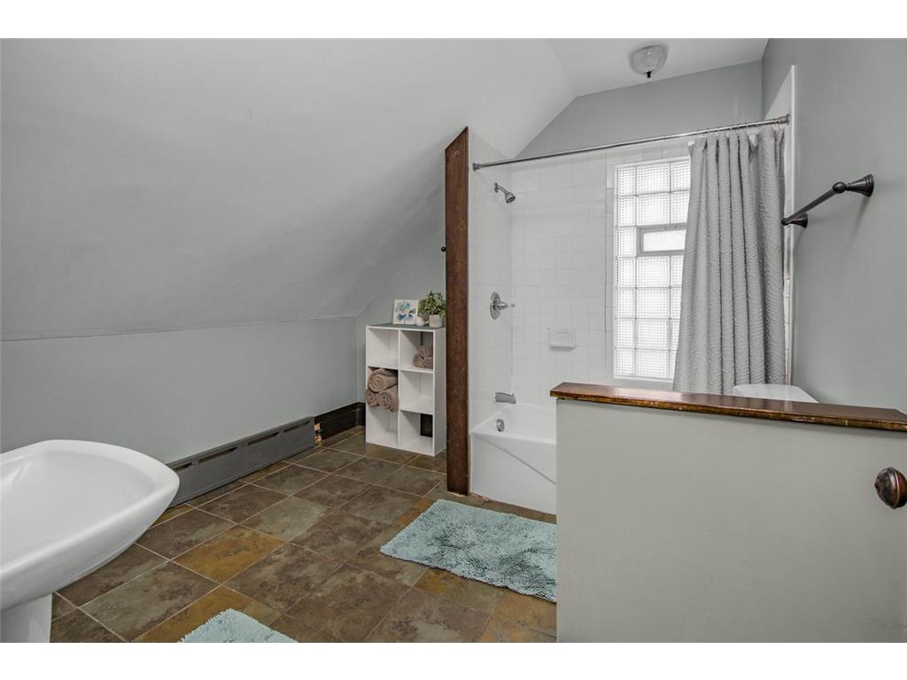 826 Blair Avenue Saint Paul MN 55104 6810437 image22